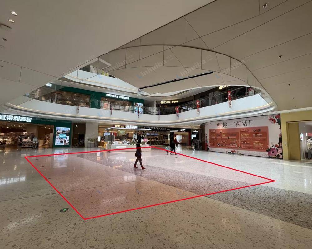 上海曹路招商花园城 - 一层次中庭