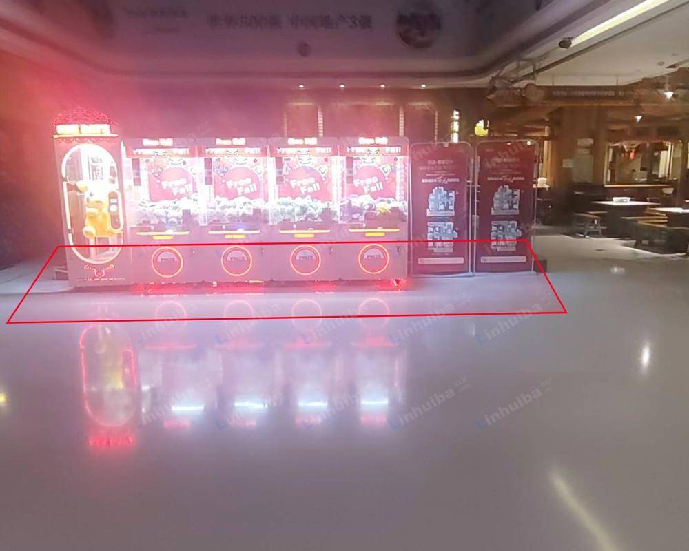 铜川耀州中央广场 - 三层电影院门口展位
