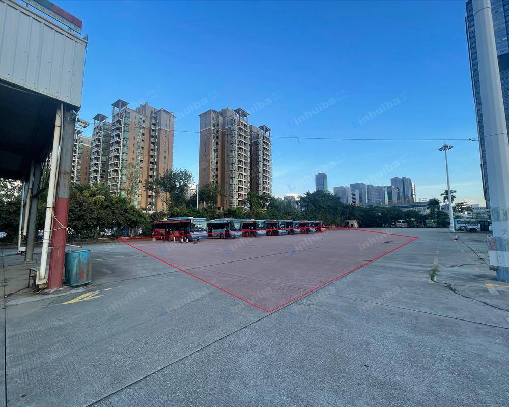东莞南城汽车客运总站 - 外广场